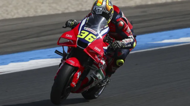 
                    Outro campeão muda de equipa no MotoGP. Joan Mir na Gresini em 2027
                