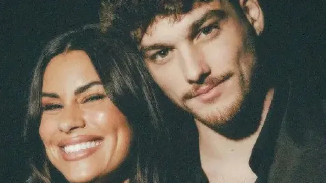 
                    Carolina Loureiro está novamente solteira após separação de ator da TVI
                