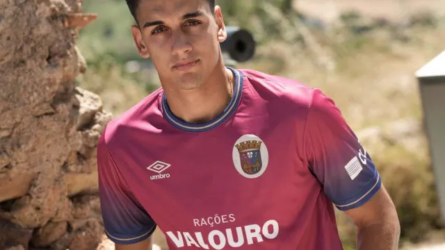 Oficial: Mais um. Torreense assegura contratação de Gonçalo Cunha