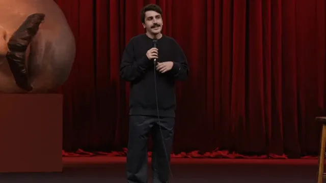 Comediante turco detido sob acusação de insultar o Islão. "185 queixas"