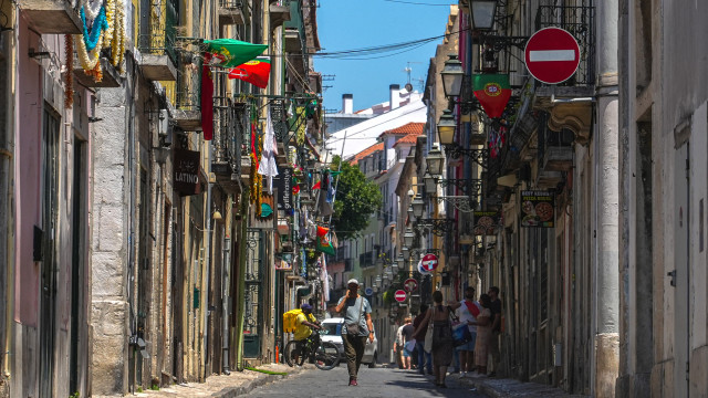 Prepare-se: Calor deixa 11 distritos sob aviso amarelo na 5.ª e 6.ª-feira