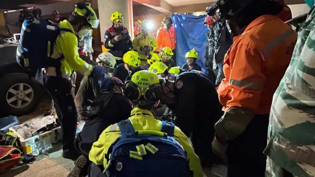 
                    Venezuela: Número de mortos após sismo sobe para 4.118
                