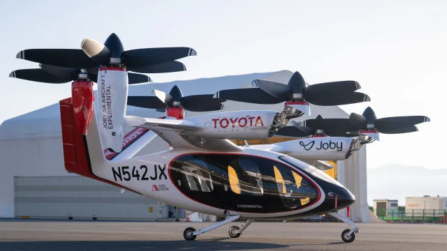 Toyota aponta aos "carros voadores" numa nova joint venture