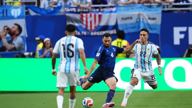 
                    EM DIRETO: Argentina e Cabo Verde já jogam em Miami
                