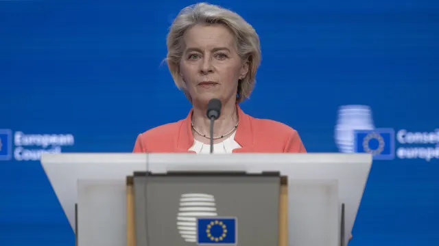 
                    Líderes da UE destacam 