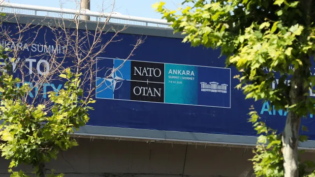 NATO tem de mudar e planear a sua 'europeizaÃ§Ã£o', dizem analistas