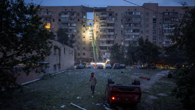 
                    Drone explode a 300 metros da embaixada de Portugal em Kyiv
                