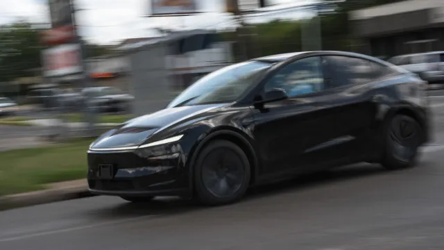 ServiÃ§o robotÃ¡xi da Tesla chega a mais uma cidade norte-americana
