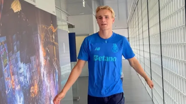 "Estamos de volta". FC Porto recebeu sete reforÃ§os no Olival