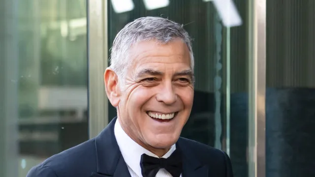 
                    Clooney vai ser homenageado no Festival de Veneza. 
