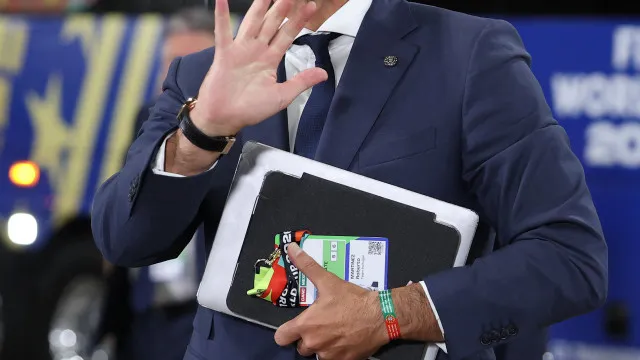 Martínez esclarece Félix no onze de Portugal: "Temos de aproveitar..."