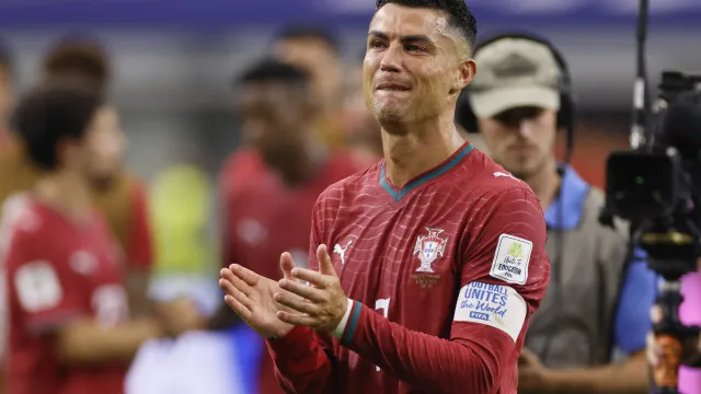 
                    Cristiano Ronaldo não segurou lágrimas após eliminação de Portugal 
                