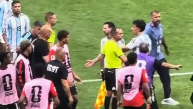 O gesto do selecionador do Egito contra Messi que está a dar que falar