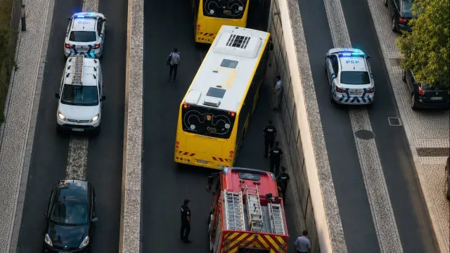 TragÃ©dia no CacÃ©m. InvestigaÃ§Ã£o ao acidente Ã© "complexa, poderÃ¡ demorar"