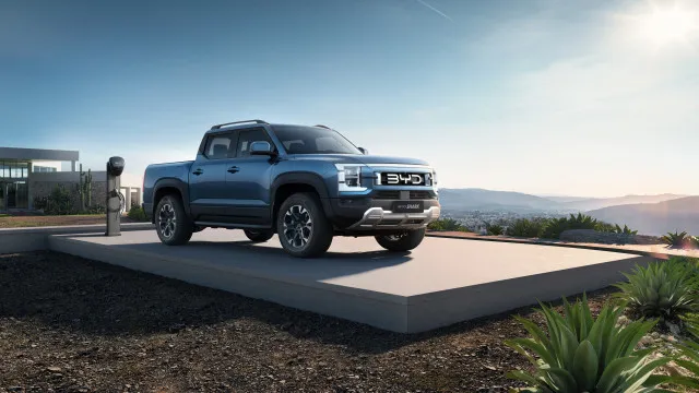 
                    Novo BYD é pick-up híbrida plug-in com 90 km de autonomia elétrica
                