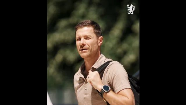 
                    Xabi Alonso atraiu todas as atenções no arranque da pré-época do Chelsea
                