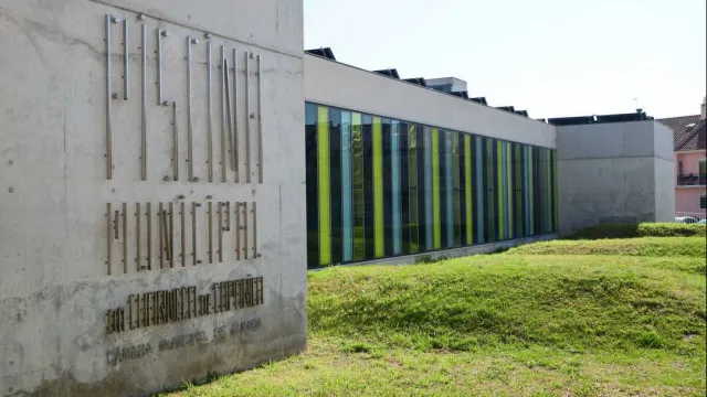 
                    Almada: Acesso a vários equipamentos desportivos municipais condicionados
                