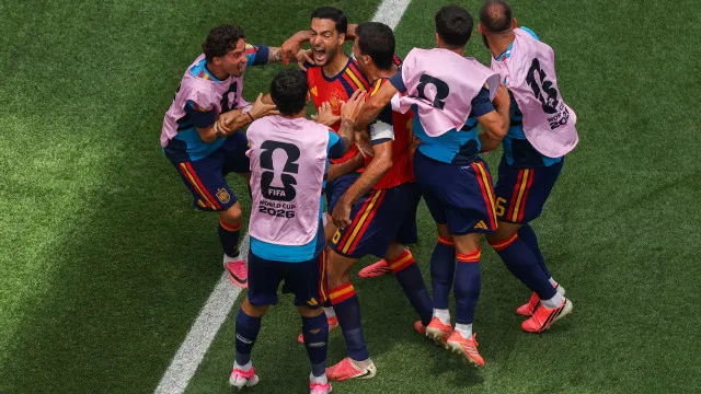 
                    29.º dia do Mundial2026 em imagens: Espanha safa-se com fórmula Portugal
                