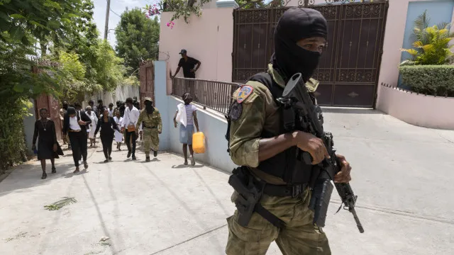 Haiti jÃ¡ vive o "pior dos cenÃ¡rios", alertam humanitÃ¡rios