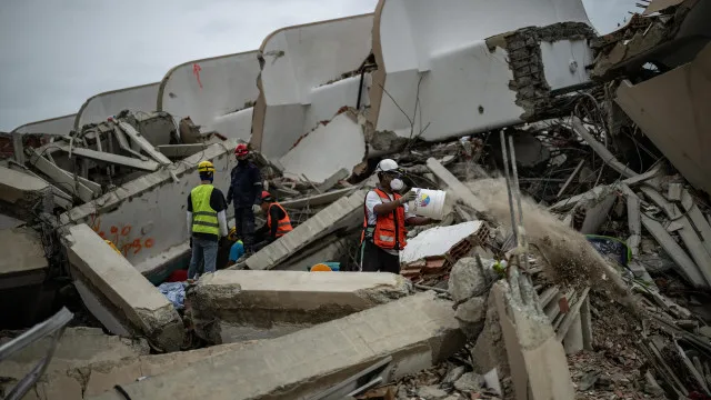 Venezuela critica Colômbia por querer assumir reconstrução após sismos