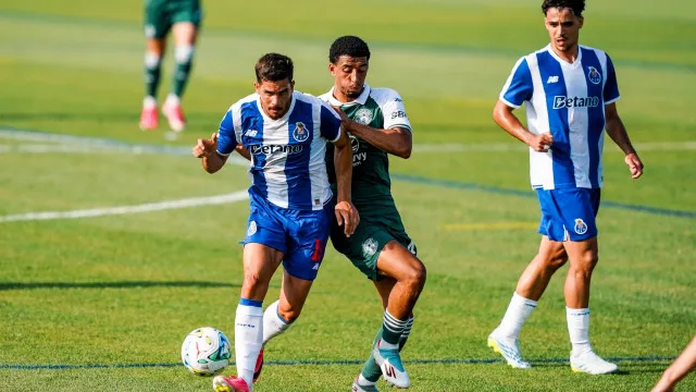 
                    FC Porto empata com o Hibernian no primeiro desafio da pré-época
                