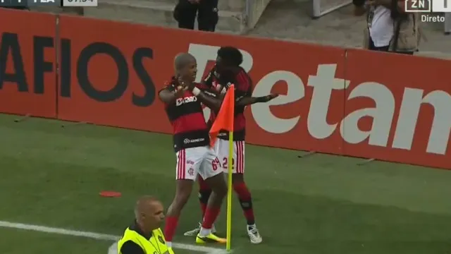 Os golos que ditaram a derrota do Benfica diante do Flamengo