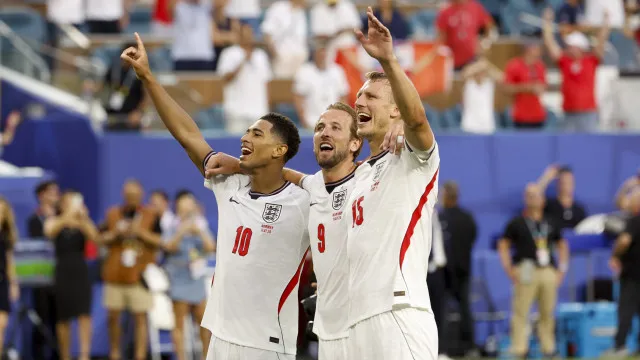 Inglaterra elimina Noruega, Argentina vence Suíça. Meias-finais definidas