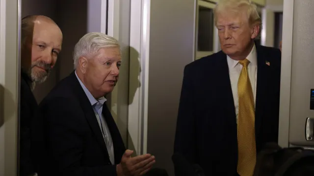 
                    Lindsey Graham falou com Trump antes de morrer. 