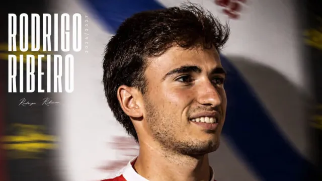 
                    Oficial: Felgueiras contrata Rodrigo Ribeiro
                