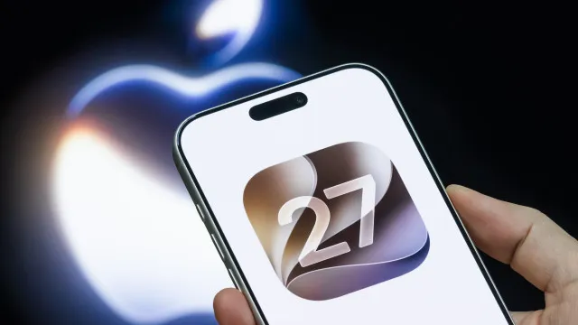 
                    Chegou o iOS 27 (e a nova Siri). Eis os iPhones compatíveis e como testar
                