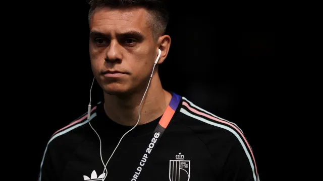 Oficial: Arsenal e Besiktas anunciam acordo por Leandro Trossard