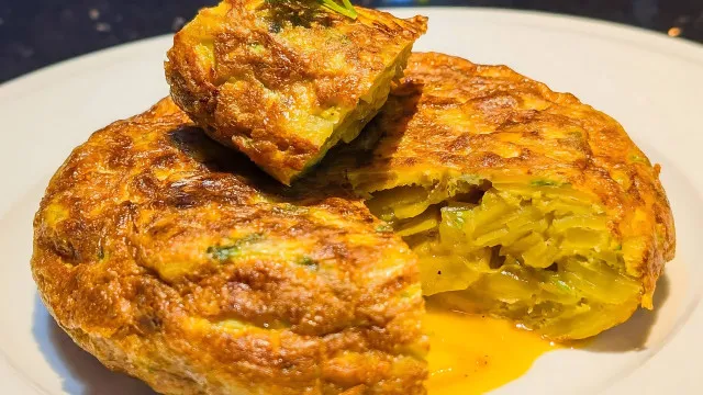 Tortilha: Depois do 'chuto' no queijo, há algo que divide os espanhóis