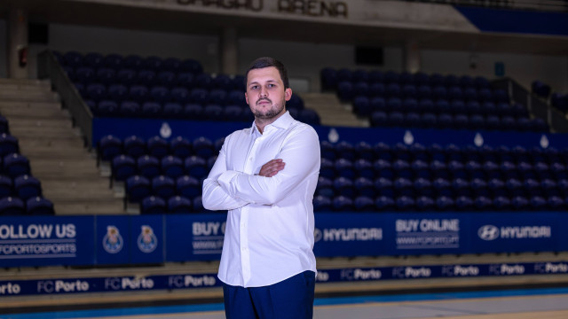 Oficial: FC Porto apresenta novo treinador para estreia no escalão sénior