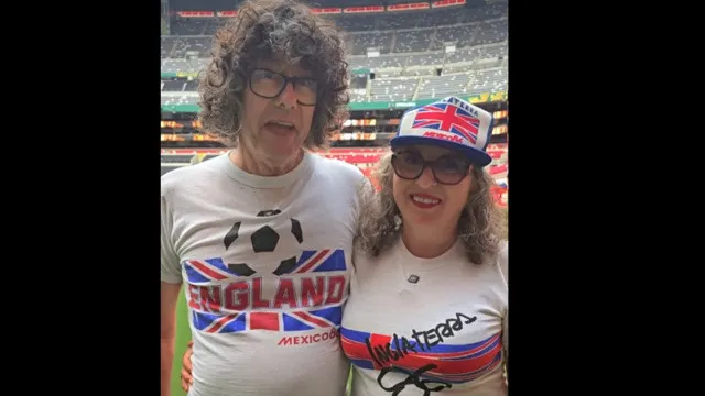 Casal que se conheceu no Mundial de 1986 regressa ao México e recria foto