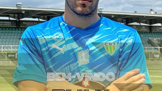 
                    Oficial: Ruly García assina com o Tondela por duas épocas
                