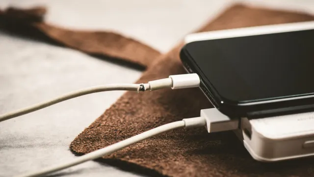 Problemas a carregar? Os 4 cabos que deve substituir com frequência