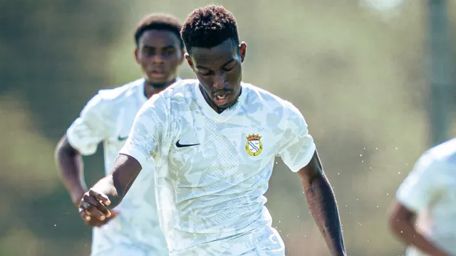 Três jogos, três vitórias. Alverca soma e segue na pré-época