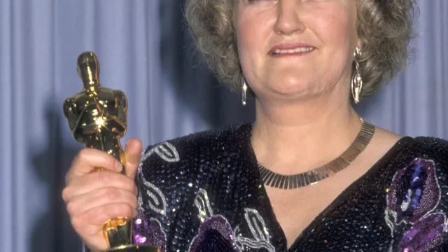 Morreu a atriz Brenda Fricker, a mulher dos pombos em "Sozinho em Casa"