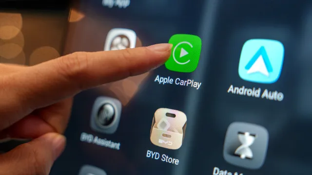 Apple CarPlay vai permitir reproduzir vÃdeos em breve