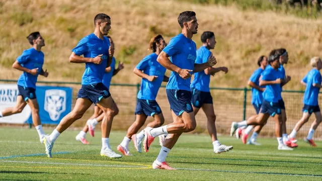 FC Porto bate Birmingham City com André Silva já a 'fazer estragos'
