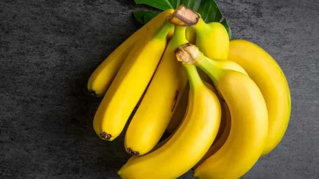 
                    Truques para as bananas durarem mais tempo (testámos um e resultou)
                