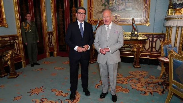 
                    Andy Burnham declarado oficialmente primeiro-ministro britânico
                