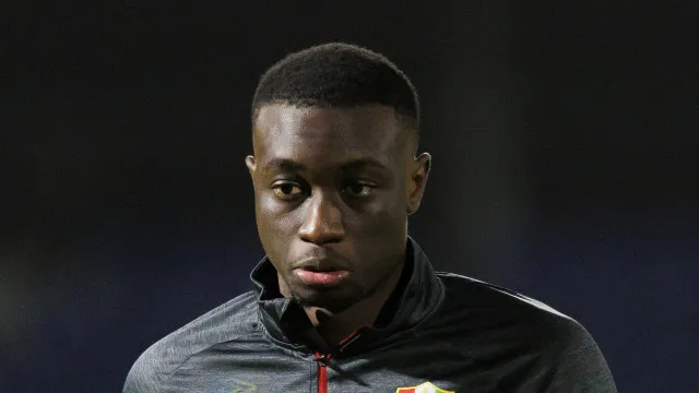 
                    Oficial: Jogou menos de uma parte pelo Estrela da Amadora e rescinde
                