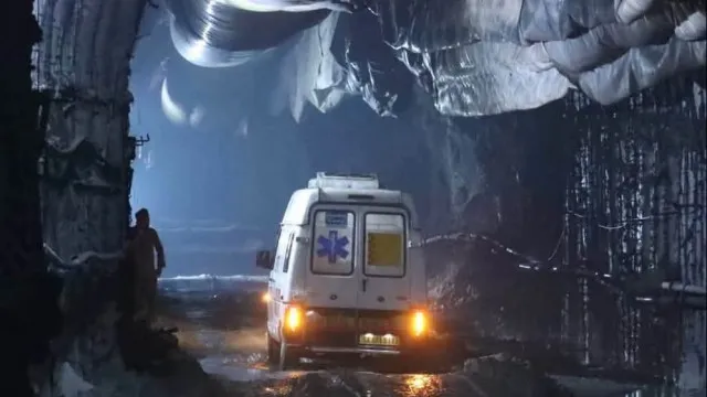 
                    Colapso de túnel faz quatro mortos e seis feridos no norte da China
                