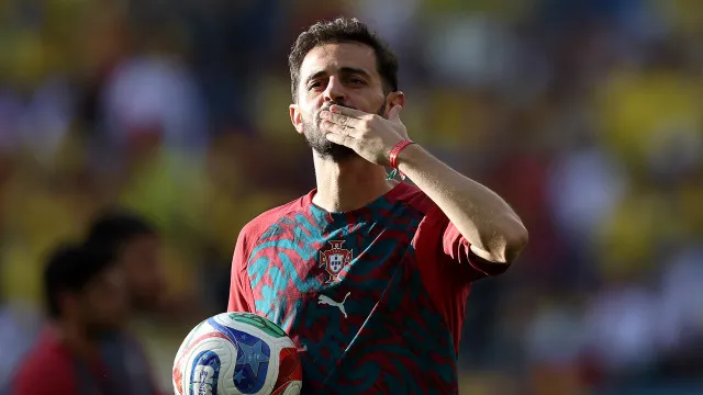 Fernando Santos aprova Bernardo Silva: "O Real Madrid contratou fenómeno"
