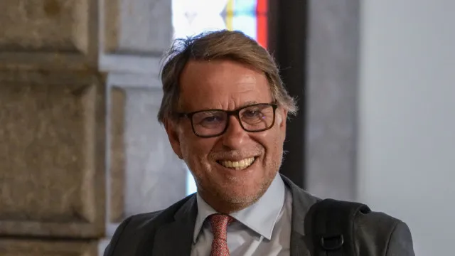 PJ terÃ¡ encontrado "indÃcios de abuso de poder" no caso de atrelado