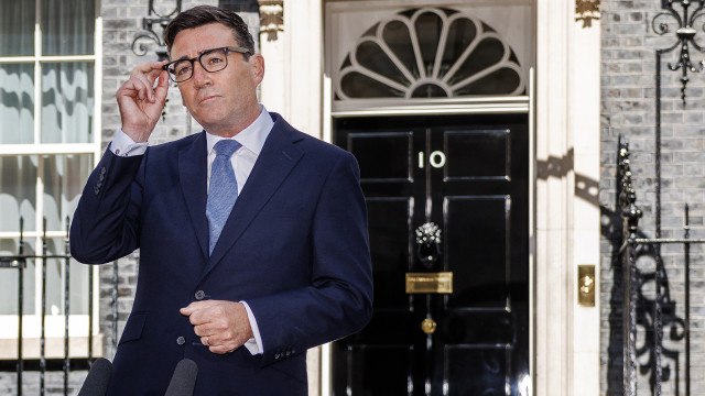 O novo governo do Reino Unido (de Andy Burnham). Quem ficou? Quem saiu?