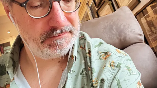 
                    Luís Represas 
