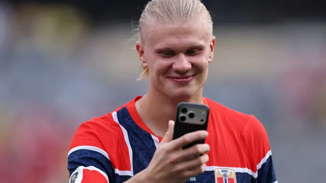 
                    Mundial2026. Haaland supera fenómeno Vozinha e 'arrasa' no Instagram
                