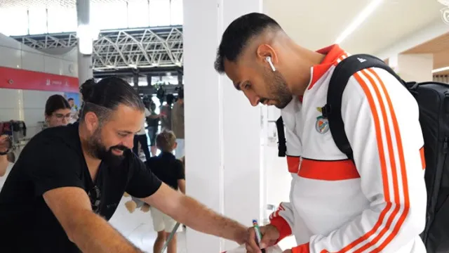 Benfica mostra bastidores da viagem até à Suíça para defrontar St. Gallen
